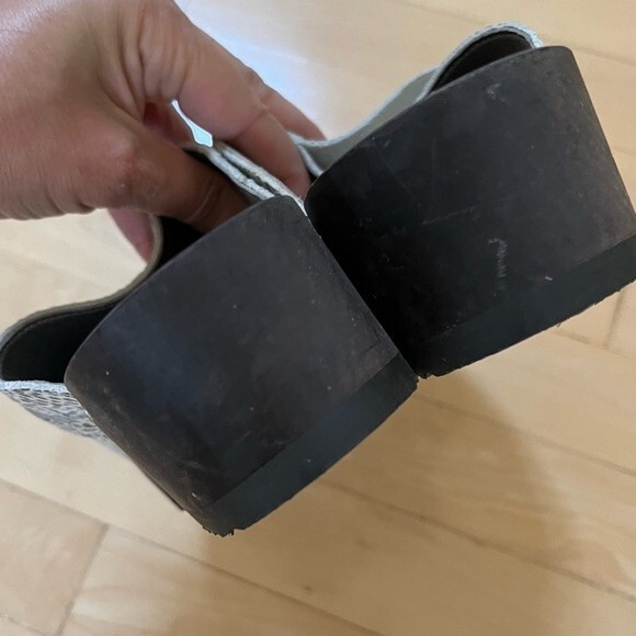 Bighorn Leopard Slotted Leather Clogs 37 NWOB - Picture 5 of 10